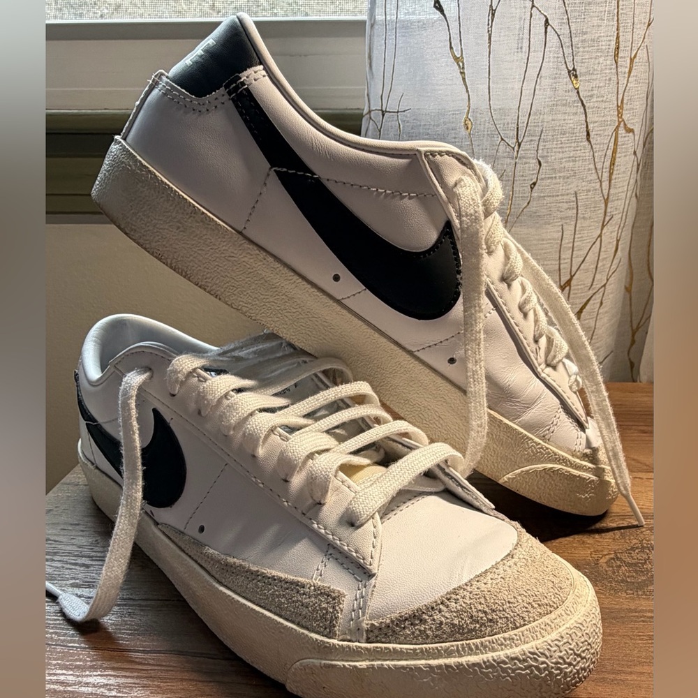 Nike Blazer Low 77 Vintage Women’s Size 8 1/2